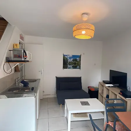 Holiday home La Petite Amienoise Au Calme, Stationnement Gratuit